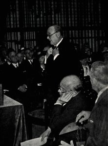 Henvender seg til et fransk publikum, 24. september 1936, 1945. av Unbekannt