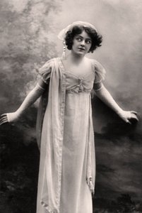 Adrienne Augarde 1882-1913, engelsk skuespillerinne, 1907 av Unbekannt
