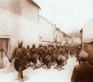 Afrikanske tropper, c1914-c1918 av Unbekannt