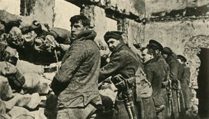 Allierte soldater i Flandern, første verdenskrig, 1915, c1920. av Unbekannt