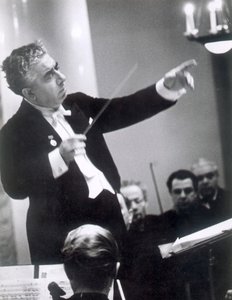 Aram Khachaturian , sovjet-armensk komponist, 1960-tallet av Unbekannt