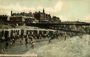 Strand som viser Pier & Metropole, Brighton, sent på 1800- og begynnelsen av 1900-tallet. av Unbekannt
