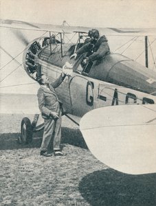 Før den første flyturen over Mount Everest, 1933 c1937 av Unbekannt