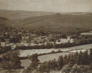 Buckfast Abbey og Dartmoor, sent på 1800- og begynnelsen av 1900-tallet av Unbekannt