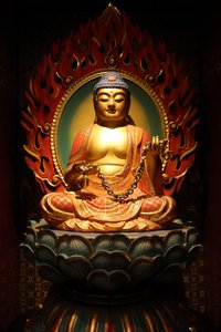Buddha Tooth Relic Temple i Chinatown. Buddha-statue, 20160818, Singapore, Singapore av Unbekannt