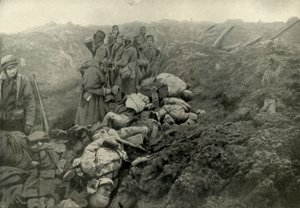 Fanget tyske skyttergraver ved Les Eparges, 1919. av Unbekannt