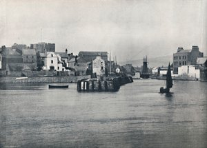 Castletown - Fra bryggen, viser Castle of Rushen, 1895 av Unbekannt