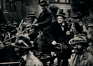 Churchill i Belfast igjen, 1926, 1945. av Unbekannt