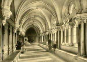 Cloisters, Heiligenkreuz Abbey, Niederösterreich, c1935. av Unbekannt