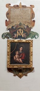 Kollegial kirke. Innsiden. Maler Madonna med barnet, olje på lerret. En vegg som maler legenden (legenden om Vår Frue av Patrocinio). av Unbekannt