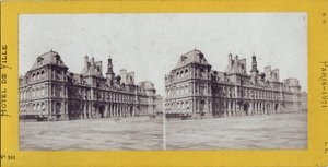 Kommune i Paris (1871): utsikt over rådhuset. Anonym fotografering. Trykk på papp Dim. 17x7 cm av Unbekannt