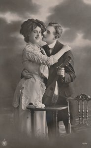 Par med mandolin, c1910 av Unbekannt