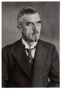 Dr Ludwig Duerr , tysk luftskipdesigner, sent på 1800- eller begynnelsen av 1900-tallet 1933 av Unbekannt