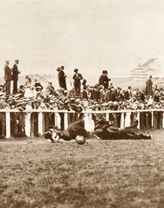 Emily Davison kaster seg foran Kings-hesten under Derby, Epsom, Surrey, 1913 av Unbekannt