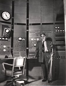 Enrico Fermi , italienskfødt amerikansk kjernefysiker, c1942 av Unbekannt