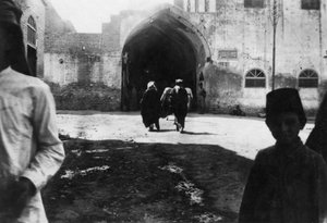Inngangen til Bagdad-basaren, Mesopotamia, WWI, 1918 av Unbekannt