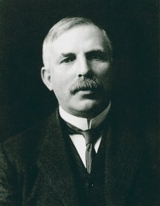 Ernest Rutherford 1871-1937, nobelprisvinnende atomfysiker, c1908 av Unbekannt