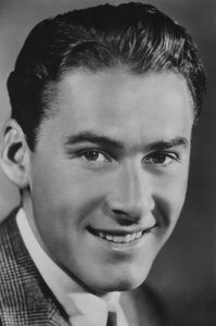 Errol Flynn 1909-1959, australsk skuespiller, ca 1930-tallet av Unbekannt
