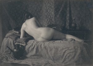 [Kvinnelig naken fra baksiden], 1870-tallet.