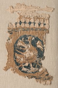 Fragment from a Hanging with Roundel and Border, 800-900-tallet. av Unbekannt
