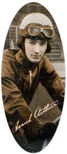 Frank Arthur 1908-1972, australsk speedwaykaptein, 1935 av Unbekannt