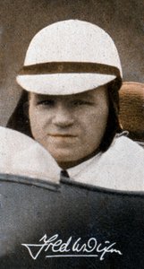 Fred Dixon , engelsk motorsykkelkjører, 1935 av Unbekannt