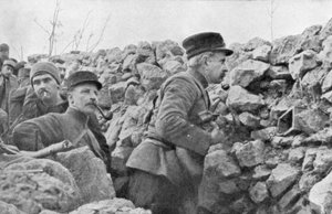 General Marchand inspiserer skyttergraver, Champagne, Frankrike, første verdenskrig, 1915 av Unbekannt