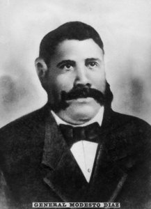 General Modesto Diaz 1826-1892, generalmajor for den cubanske frigjøringshæren, c1910 av Unbekannt