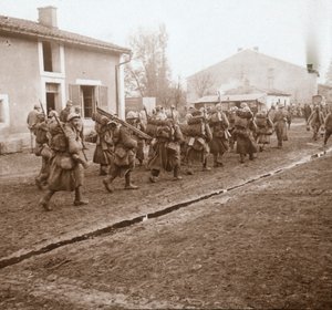 Går opp linjen til Verdun, Nord-Frankrike, c1914-c1918. av Unbekannt