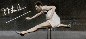 Gruppekaptein Donald Don Osborne Finlay, Storbritannia og olympisk hekkeløper, 1935 av Unbekannt