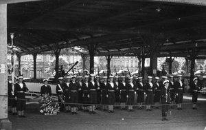 Æresvakt fra HMS Sirius, Antwerpen, c1946-c1949 av Unbekannt