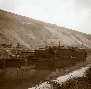 Gunboat, Genicourt, Nord-Frankrike, c1914-c1918 av Unbekannt