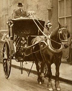 Hansom cab, c1910, 1935. av Unbekannt