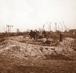 Skjult batteri, c1914-c1918 av Unbekannt