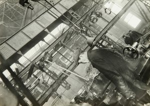 I en mekanisk ingeniørfabrikk, USSR, 1930-tallet av Unbekannt