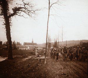 Infanteri, Genicourt, Nord-Frankrike, c1914-c1918 av Unbekannt