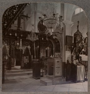 Interiør i synagogen der Kristus forkynte, Nasaret, ca 1900 av Unbekannt