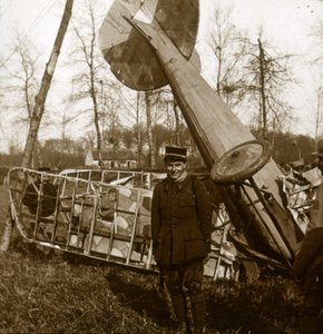 Jean Chaput foran sin 11. seier, c1914-c1918 av Unbekannt