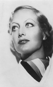Joan Crawford 1904-1977, ca 1920-tallet av Unbekannt