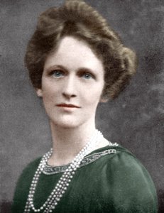 Lady Astor , amerikanskfødt britisk politiker, 1926 av Unbekannt