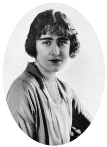 Lady Elizabeth Bowes-Lyon i 1923, 1937 av Unbekannt