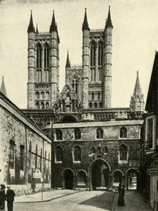 Lincoln Cathedral og The Exchequer Gate, c1948. av Unbekannt