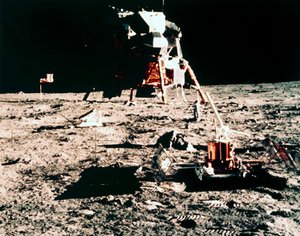 Manned Space Flight, USA, Apollo 11 Apollo 11 måneeksperimenter av Unbekannt