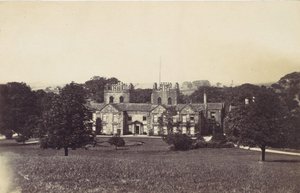 Herregård med to tårn sett fra eiendommen, 1860-tallet. av Unbekannt