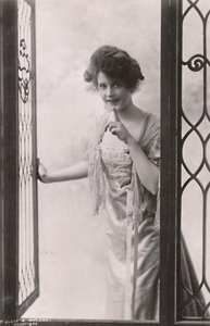 Frøken Billie Burke, 1884-1970, c1930. av Unbekannt