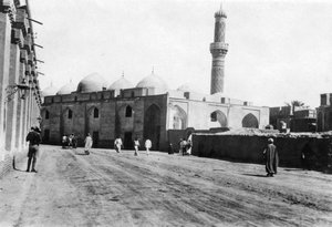Mosque on River Street, Bagdad, Mesopotamia, WWI, 1918 av Unbekannt