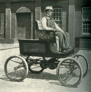 Motorbil utstyrt med det nye lagringsbatteriet, 1902. av Unbekannt