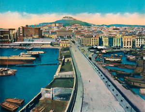 Napoli - Via Molo Col Castel S. Elmo, c1900. av Unbekannt