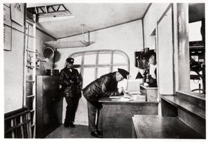 Navigasjonsrom, Zeppelin LZ 127 Graf Zeppelin, 1933 av Unbekannt