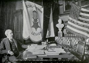 Nelson A Miles, US Army-general, ved hans hovedkvarter, 1898 av Unbekannt